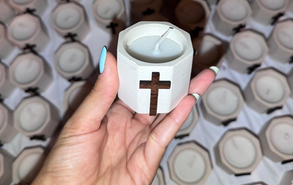 Seasonal gifts & sets