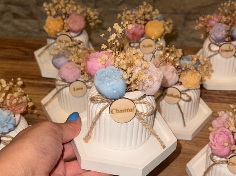 Concrete décor pieces