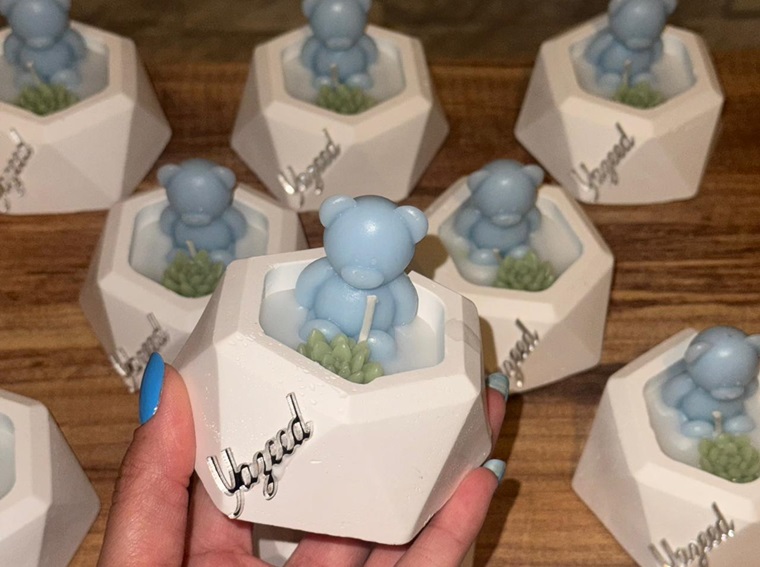 Seasonal gifts & sets